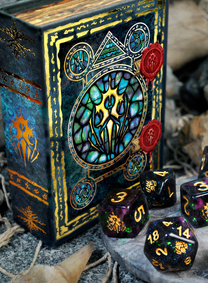 Crest of Dagon Elder Dice - Mythic Glass and Wax Edition