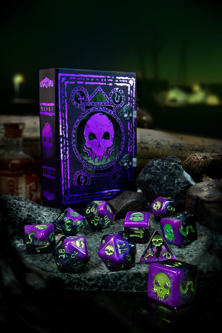 In the Shadows of Innsmouth Polyhedral Collection